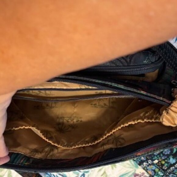 Lug Samba XL Crossbody Bag - Excellent Used Condition (Absolutely like-new) - Picture 5 of 7